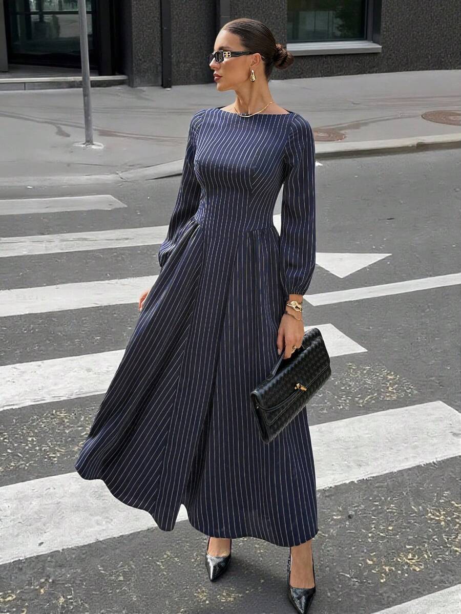 Lola Round Neck Polka Dot Pleated A-Line Maxi Dress - view 9