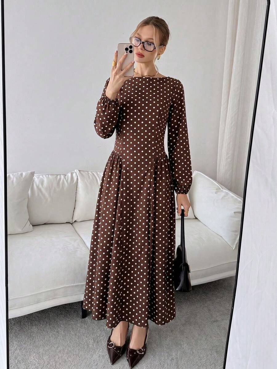 Lola Round Neck Polka Dot Pleated A-Line Maxi Dress - view 7