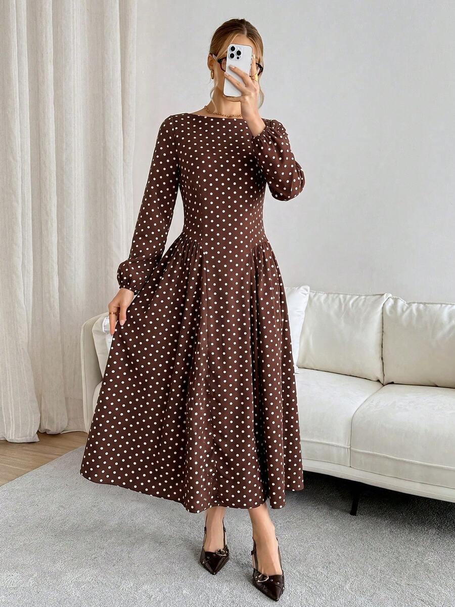 Lola Round Neck Polka Dot Pleated A-Line Maxi Dress - view 4
